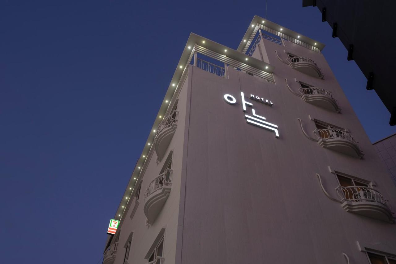 Aank Hotel Daejeon Yongjeon 1St Kültér fotó