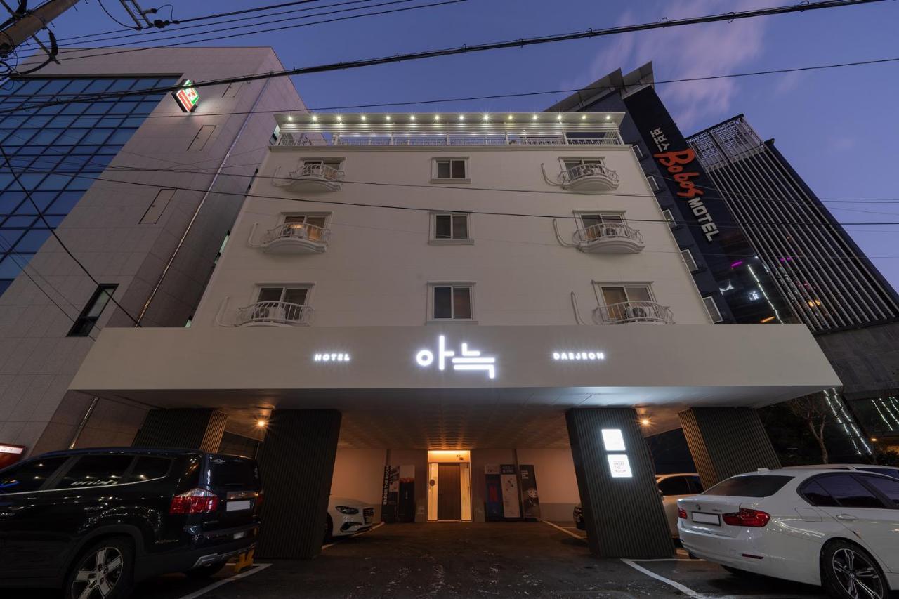 Aank Hotel Daejeon Yongjeon 1St Kültér fotó