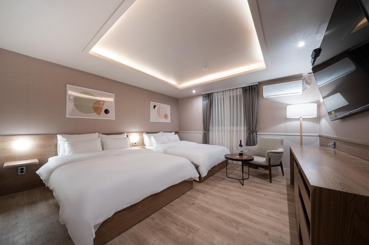 Aank Hotel Daejeon Yongjeon 1St Kültér fotó