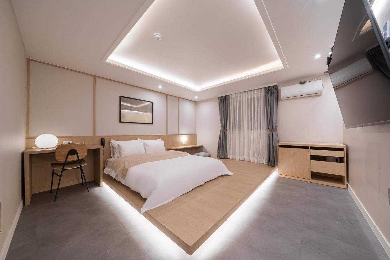 Aank Hotel Daejeon Yongjeon 1St Kültér fotó