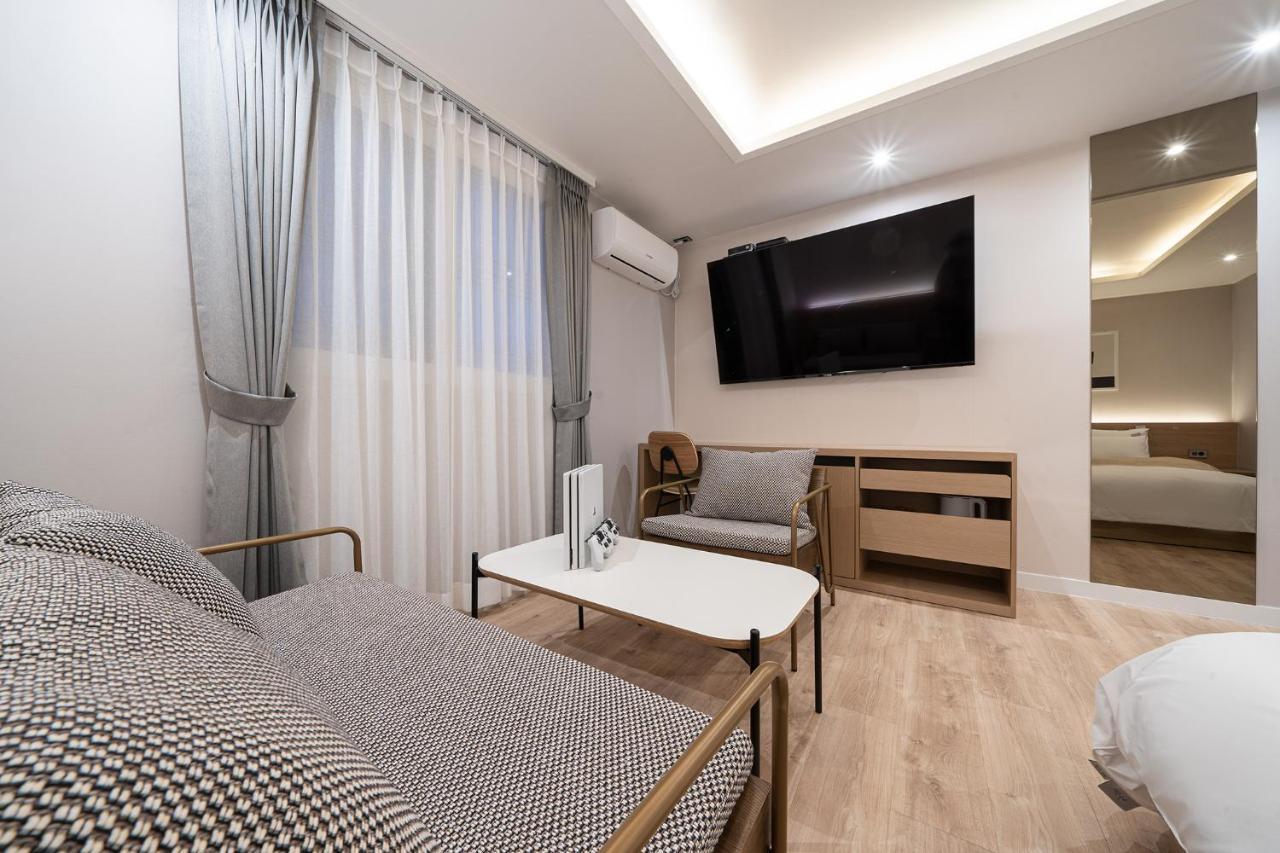 Aank Hotel Daejeon Yongjeon 1St Kültér fotó