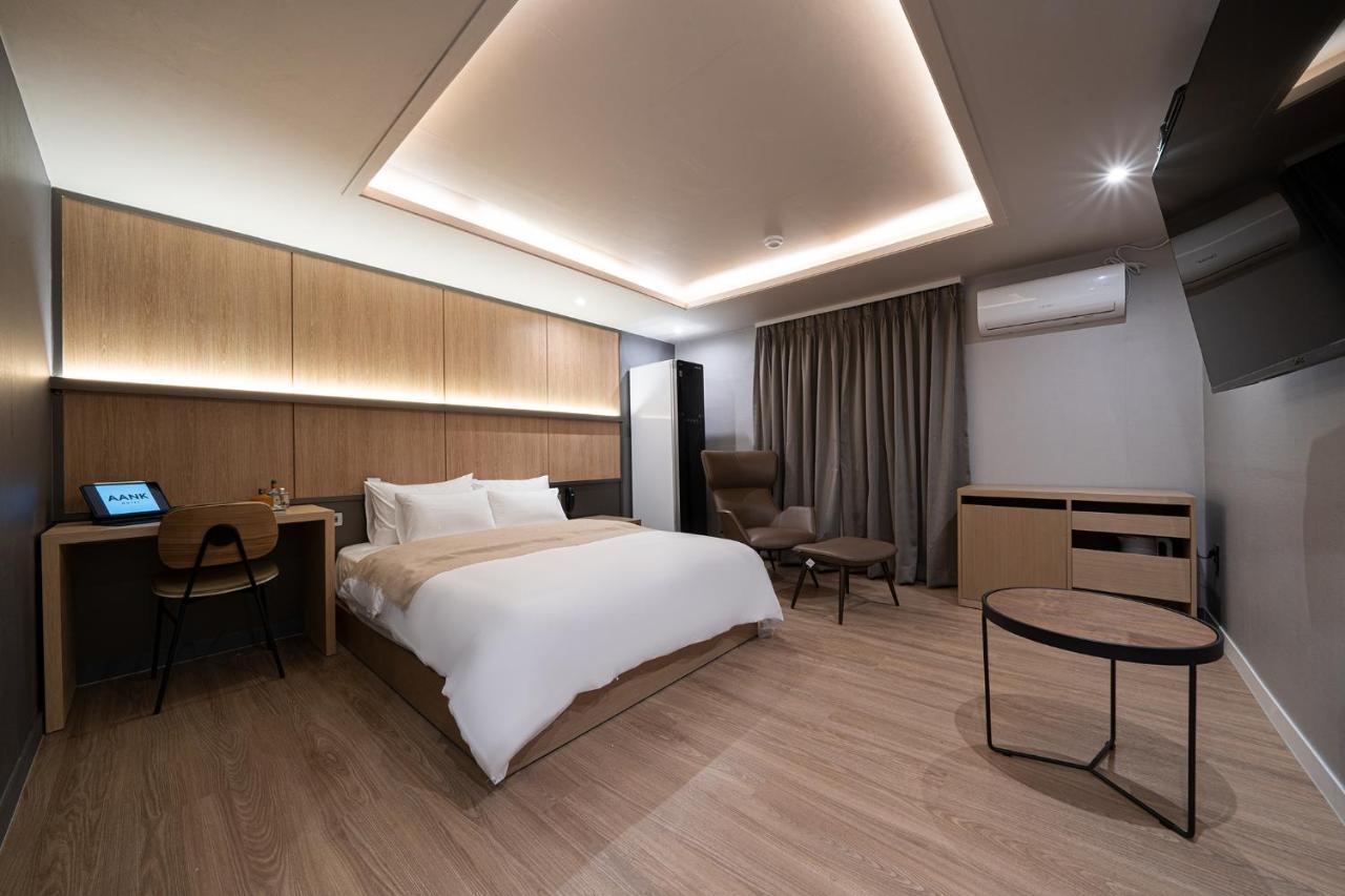 Aank Hotel Daejeon Yongjeon 1St Kültér fotó