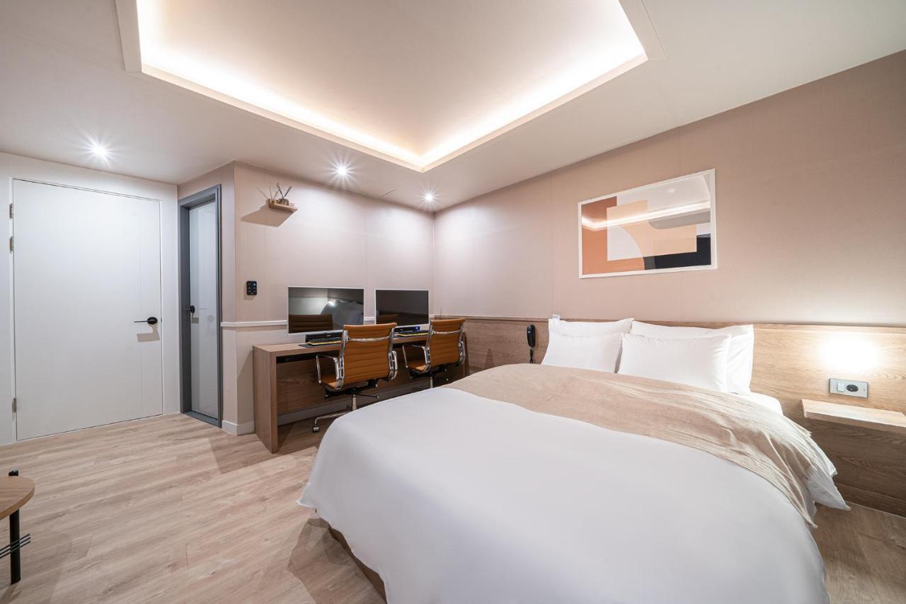 Aank Hotel Daejeon Yongjeon 1St Kültér fotó