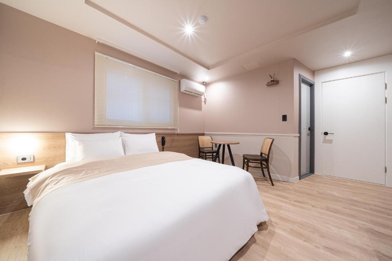 Aank Hotel Daejeon Yongjeon 1St Kültér fotó