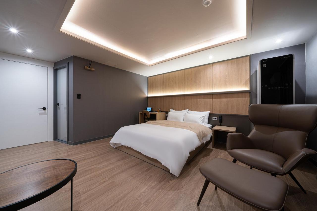 Aank Hotel Daejeon Yongjeon 1St Kültér fotó